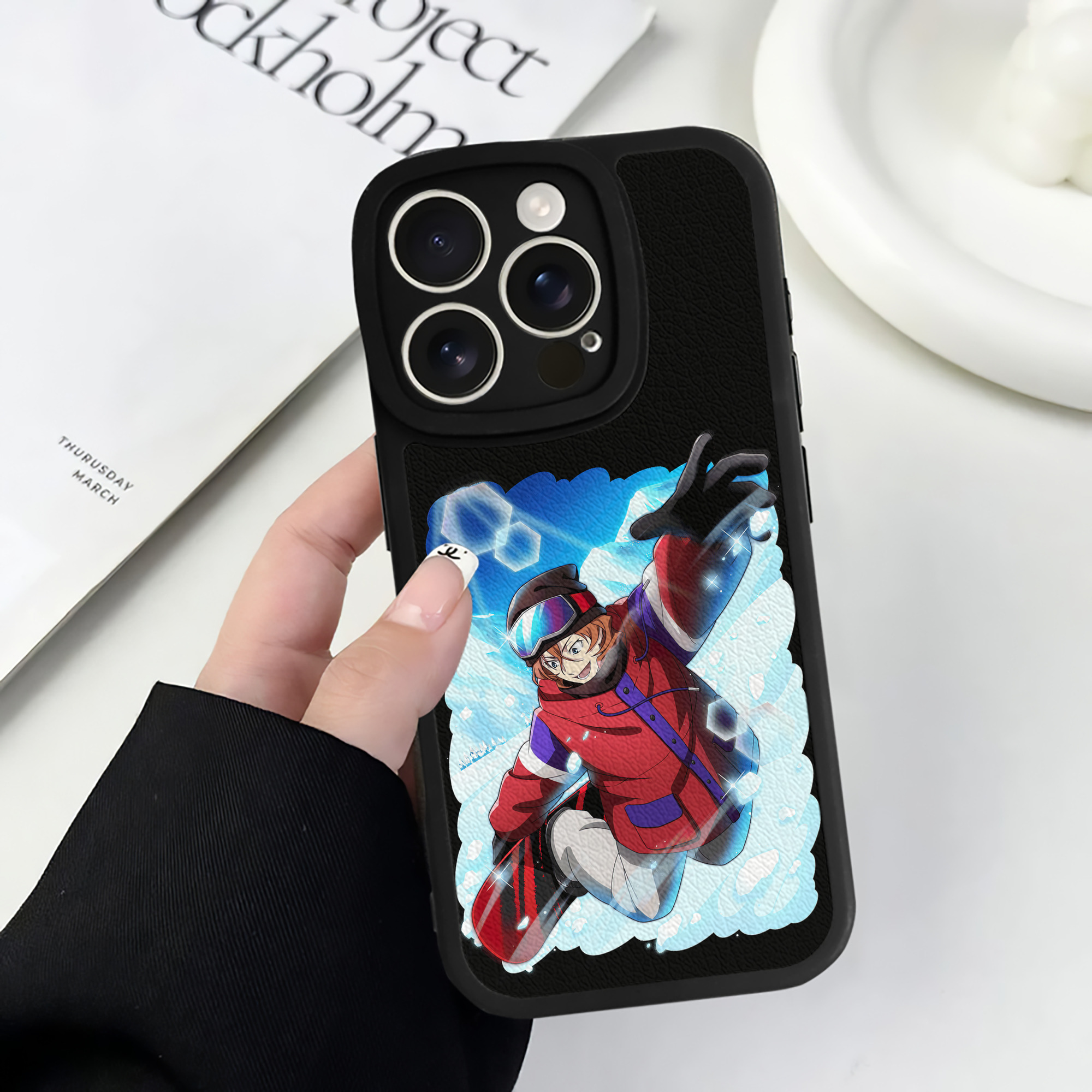 （画像用） 文豪ストレイドッグス Bungo Stray Dogs 【iPhone 16シリーズ対応】シリコンスマホケース（レザー調） 材質：シリコン